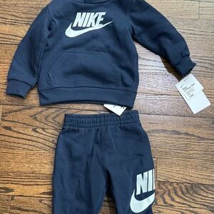 Nike Blue Matching Sweatpants and Joggers Set